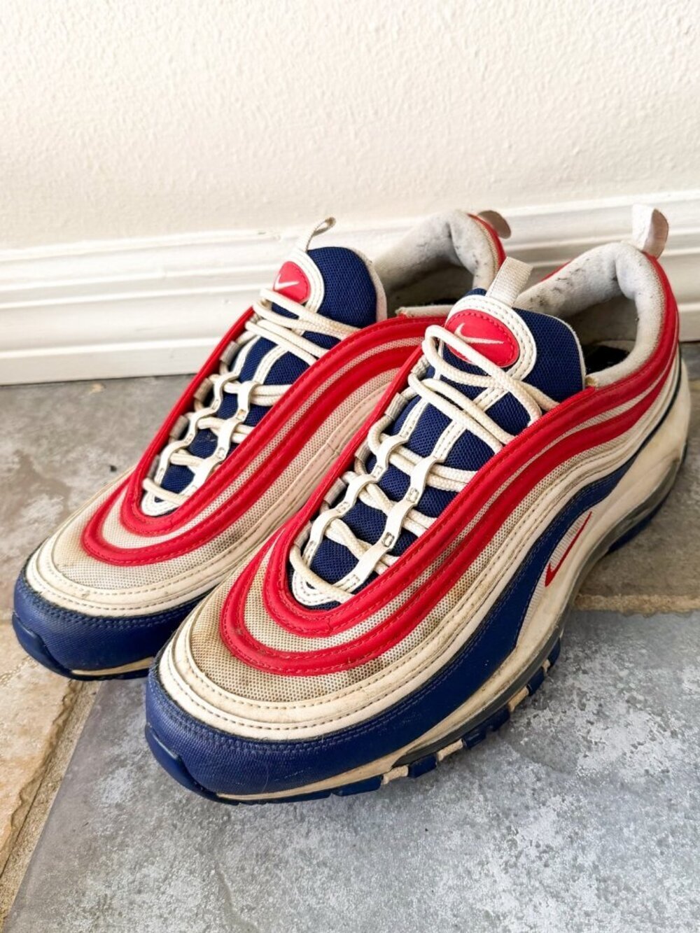 Nike Air Max 97 Red White Blue USA Mens 10 Running Shoes CW5584-100